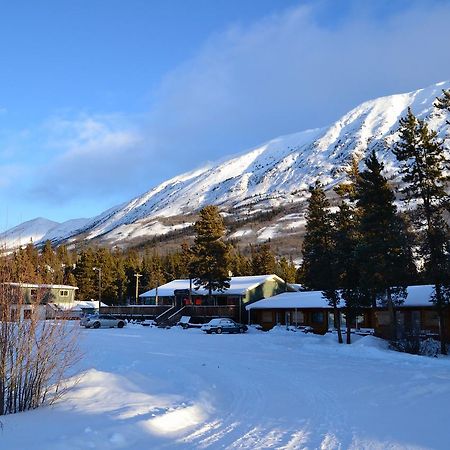 Spirit Lake Lodge Whitehorse Zewnętrze zdjęcie